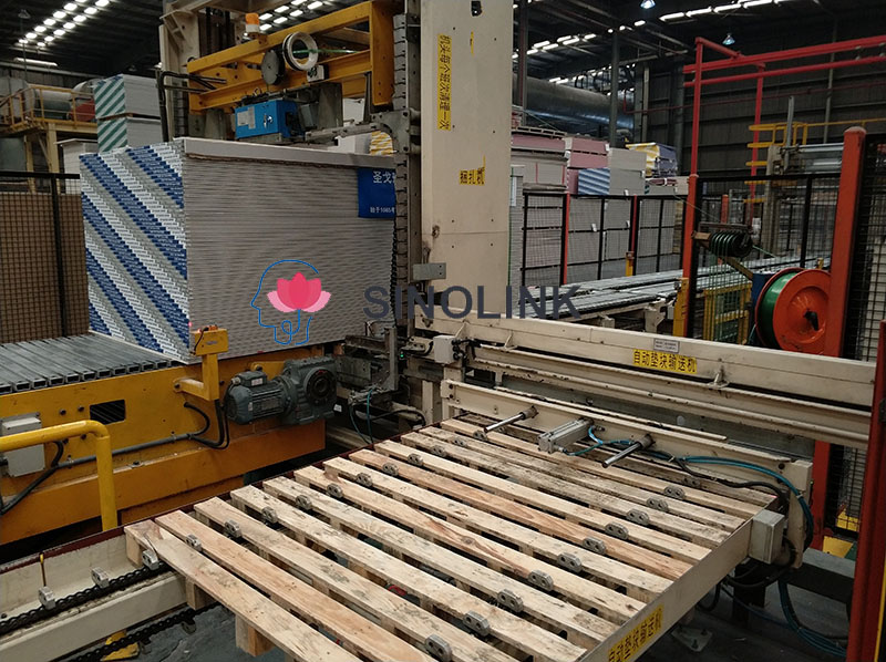 آلة الربط العمودي الأوتوماتيكية