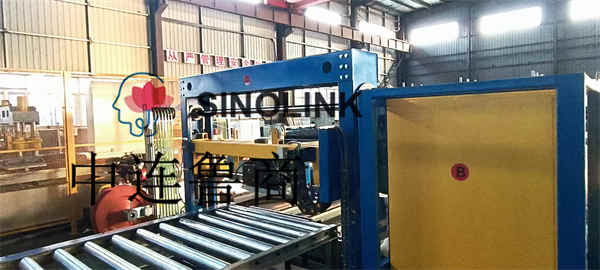 البلاط الفولاذي الملون من النوع الأوتوماتيكي (لوحة الملف الشخصي) نظام ربط الكتل الخشبية لمواد البناء