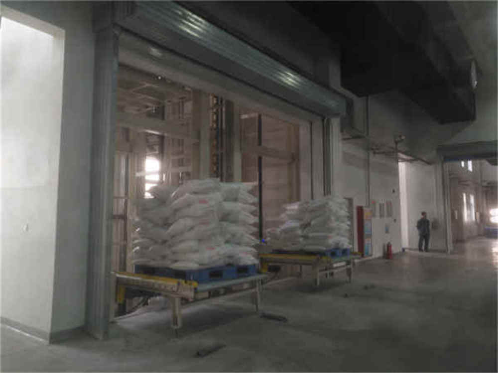 ناقل رفع عمودي ذو حمولة ثقيلة أوتوماتيكية بالكامل