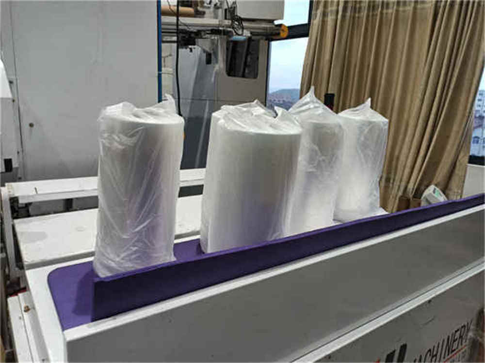 آلة تغليف البليت تستخدم فيلم التغليف