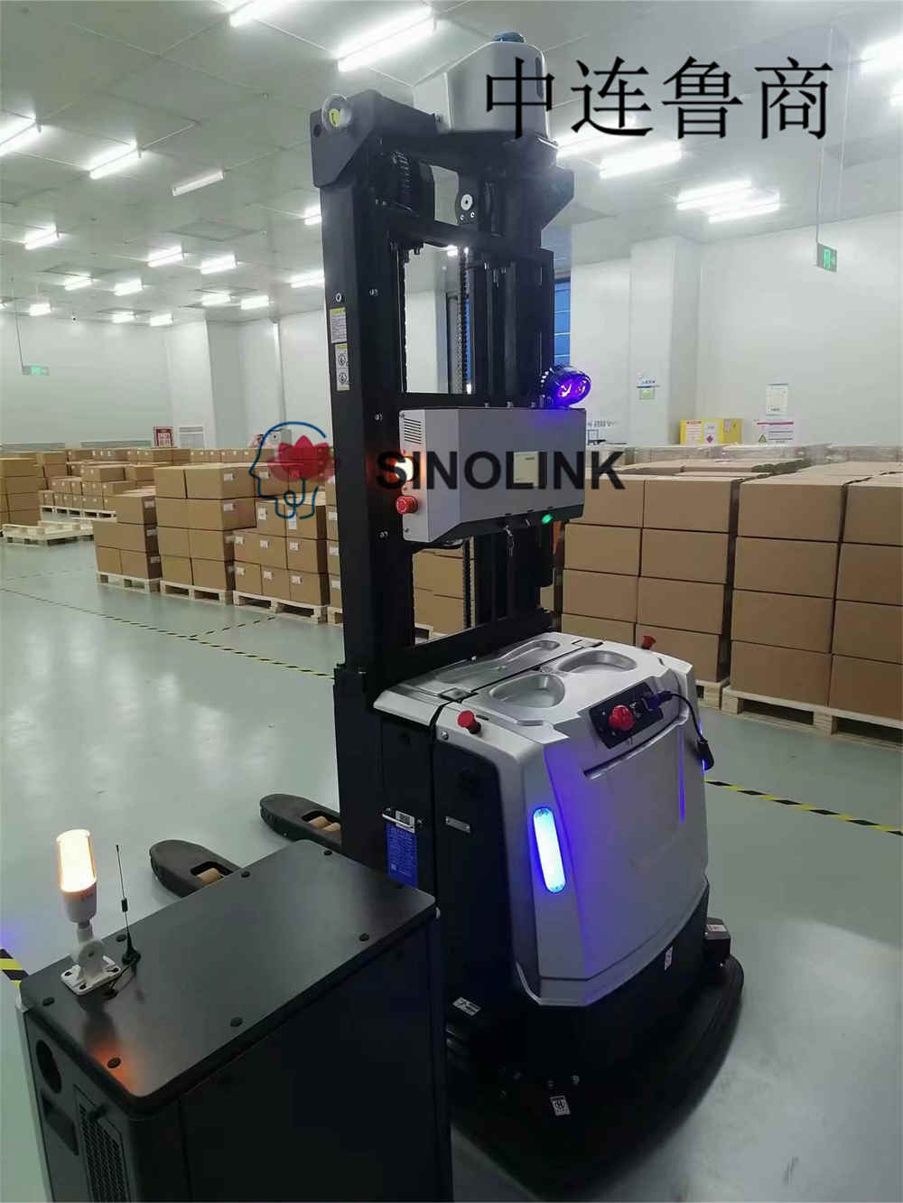 الروبوتات المتنقلة المستقلة (AMRs) في مناولة المواد