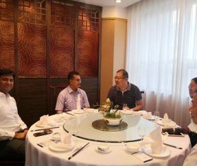 عملاء من بنغلاديش لتوقيع اتفاقية ترتيب 30 مجموعة من أغلفة البليت