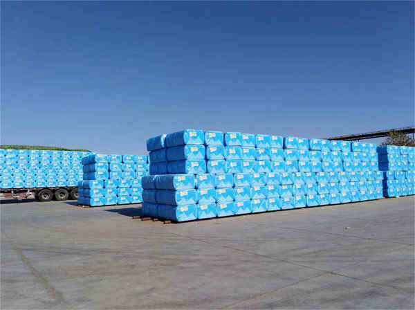 آلة الربط باستخدام شريط التغليف PP Strapping Machine Using PP Packing Tape