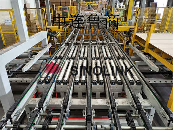 خط ناقل لوحة السلسلة chain plate conveyor line