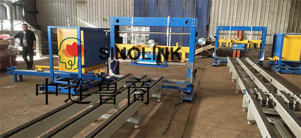 البلاط الفولاذي الملون من النوع الأوتوماتيكي (لوحة الملف الشخصي) نظام ربط الكتل الخشبية لمواد البناء Automatic Clip Type Color Steel Tile (Profile Plate) Building Materials Wooden Blocks Strapping System