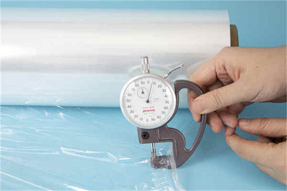 المبيعات الساخنة 20um / 25um التفاف PE استخدام اليد امتداد الفيلم Hot Sales 20um/25um Wrapping PE Hand Use Stretch Film