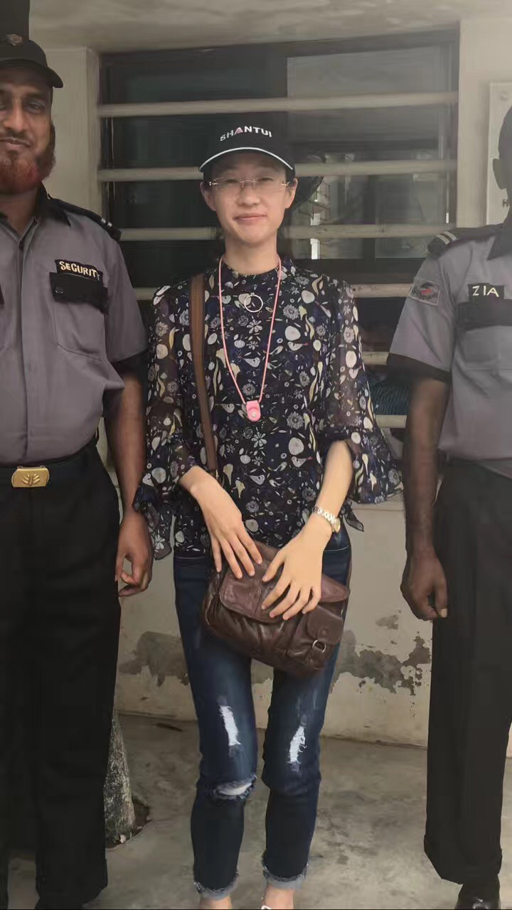 Visiting Bangladesh Discussing Color Steel tile automatic conveying and packaging system Successfully