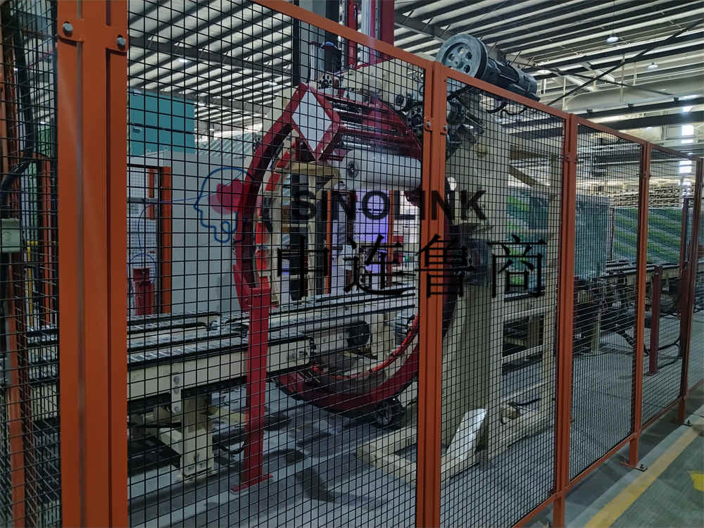 آلة التغليف التلقائية المكونة من ستة جوانب لمواد بناء الألواح