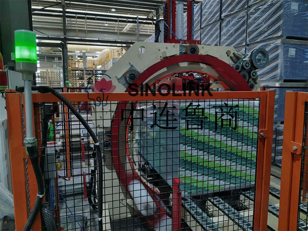 آلة التغليف التلقائية المكونة من ستة جوانب لمواد بناء الألواح