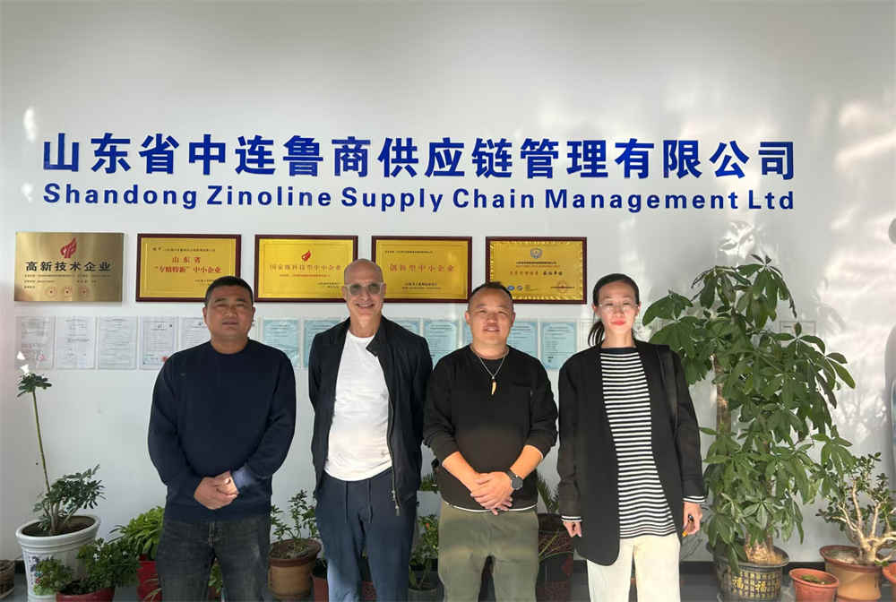 نرحب بزيارة عملائنا من كندا لشركتنا